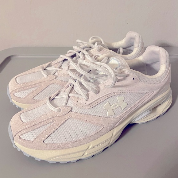 Under armor track sneaker - Picture 3 of 6